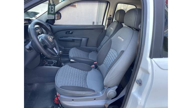 FIAT - STRADA - 2013/2013 - Branca - R$ 56.900,00